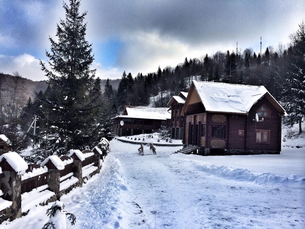 Lisova Kazka Hotell Zjdenievo Exteriör bild