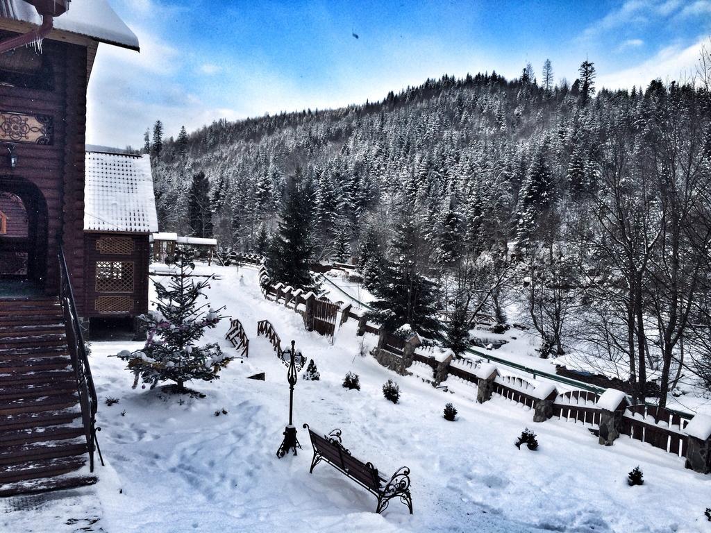 Lisova Kazka Hotell Zjdenievo Exteriör bild